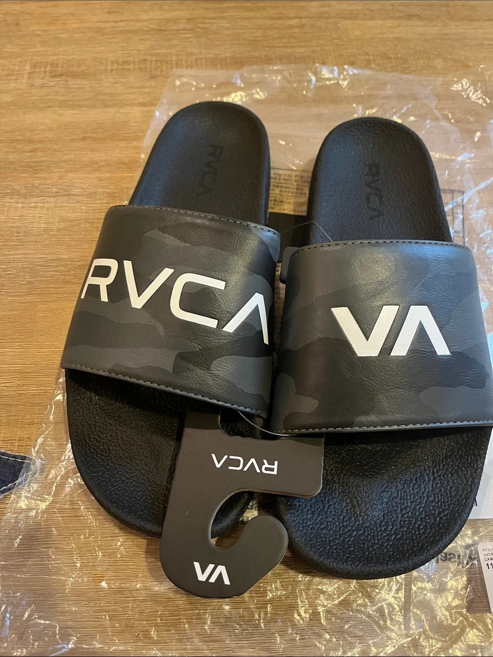 RVCA Slides Camo